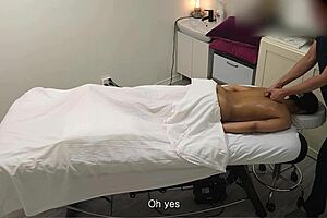 Hey, Sarah had her unforgettable first massage with her sexy natural body