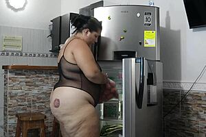 Intense Thrills In The Fridge With My Lover, Risky Sex