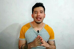 Young doctor gets penetrated by his boss, the mature doctor with a 23cm thick cock in the hospital cubicle 😏