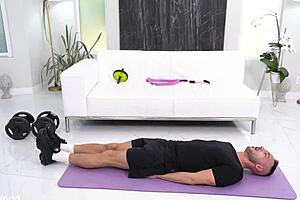 Chanel Camryn tempts boyfriend into DP!