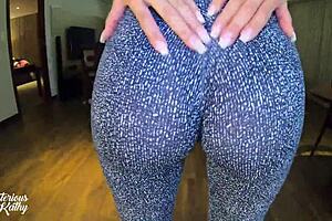 leggings marking everything, ready for cock in red - mysteriouskathy