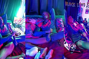 Does lewd Spidey fuck the ass with big cock?