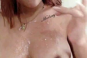 यार, मैंने गलती कर दी... ब्लोजॉब मिला और टिट्स पर कुम फैला!