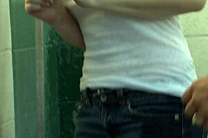 Carmen Luvana Screams from G-Spot Massage