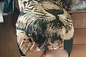 i spy on the colombian neighbor with tasty pussy