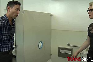 Cute Shemale Isabella Sorrenti Sucks Big Cock At Gloryhole In Doggystyle Anal