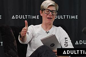 Besties Lexi and August share in intimate threesome