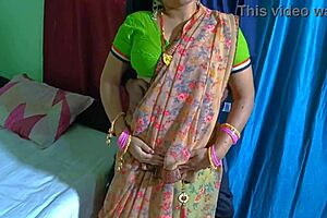 Noughty Babi Desi Romance Foreplay And Fucked On Bed By Her Brother-In-Law