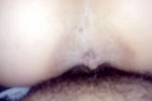 Esposa Sits Until Her Wet Pussy Overflows