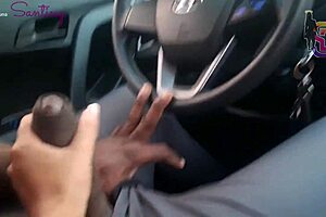 Quase que o corno do meu marido policial vê eu dando no carro pra um pau gigantesco, ops!