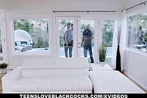 Karla Kush with two black dicks 😏