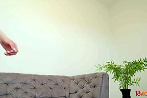 Valery Cherry asks, 'Want kitchen sex, bf?'