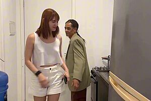 I wonder if the reh queen coulda handle Myke Brazil's monster cock in her ass... she did!