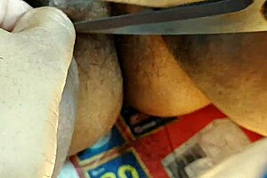 desi bhabi cleaning her hairy pussy