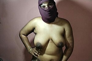 stepmom gives back massage