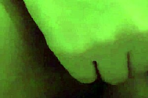 arabian snowwhite moans with big dildo orgasm