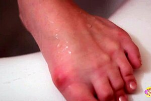 did these lesbians get busy in the hotel bath?