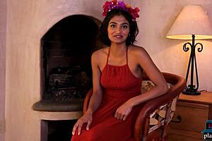 Hey, don’t you think my Indian milf curves are just fantastic to watch?