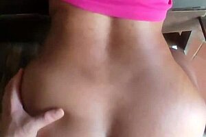 Rico anal perrita culona hijastra