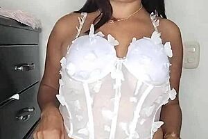 Fat Latina Housewife Flashes And Seduces For Hard Fucking