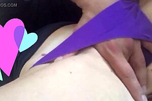 I FINGER my girlfriend while she MASTURBATES with friend