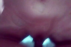 mature wife gaping from huge cock in dorm 😈