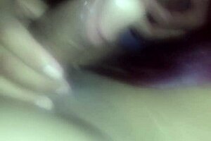 Gabycerejinha makes a greedy move on the young taxi driver