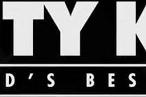 Amirah Adara And Mary Rock In Hot Lesbian Scene