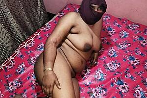 Desi college ke ladaki ko tution ke bahane teacher ne chod diya