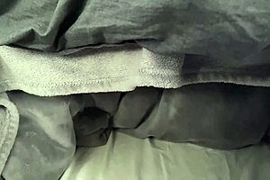 yo, this lap dancer works the best sex machine ever!