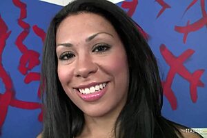 Flirting leads to deepthroating and riding?