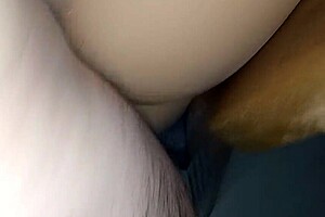 Colombian Latina Amateur Eats Gringo's Pussy First Time In Colombia Christmas