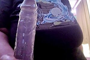 Fat Curvy Girl Uses Dildo Hard!