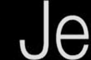 Teen Hottie Screams During Deep Fuck And Orgasm!