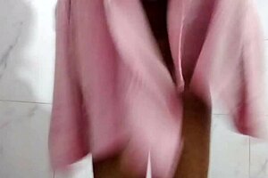 desi indian teen INDOOR PISSING while bathing part 06