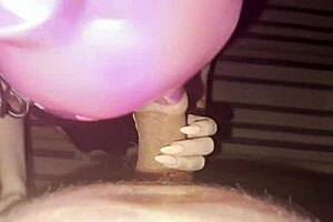 Tinder date ended up sucking and riding that dick 😏