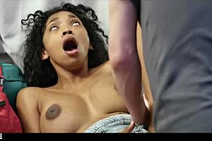 Hot teen freezes for bestie’s epic squirt orgasm! 🔥