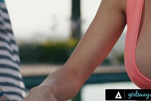 desiree dulce mistakes kenzie taylor for husband and licks her clit?