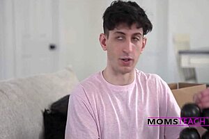 stepmom and stepsis get wild after the prank