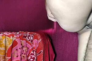 क्या तुम्हें विश्वास है कि यह शर्मीली देसी लड़की को जोर से चोदा जाता है?