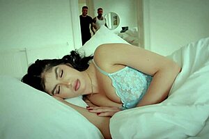 Hardcore Double Penetration and Pissing on Milf Yenifer Chacon