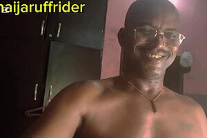 Curvy amateur gets midnight fuck with huge cock. Music plays in the background!