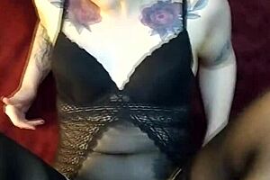 Amateur Black Girl Gives Intense Footjob In Stockings