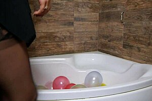 Milfycalla's Balloon and Seat Fetish Compilation.