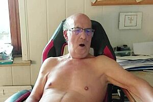 i can’t stop jerkin’ on cam, norbertww goin’ wild!