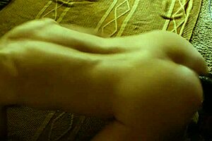 Who wants some anal action from me? 😏