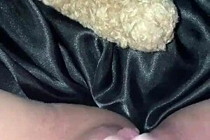 ur slutty elite teen 18+ girl cravin’ bbc to pound my tight wet pussy & creampie, oops - arabian snowwhite, los angeles usa