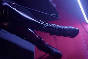 Close-Up View Of Fucking The Big Pussy Lips Of A Fuck Doll Fetish