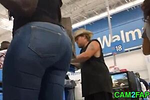 hidden cam catches bbw ass in high definition close up