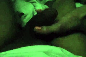 My slutty wife makes me cum with her sexy feet and toes